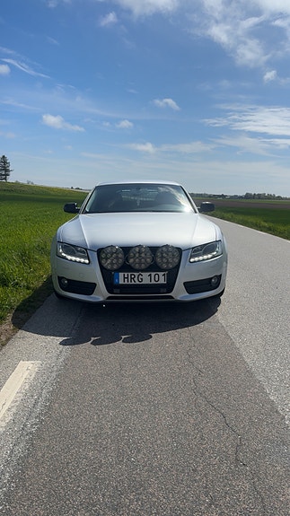 Audi A5 2 of 9