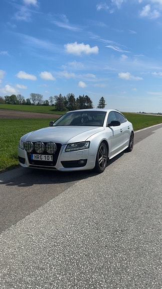 Audi A5 3 of 9