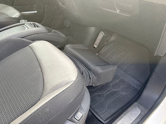 Citroen Grand C4 Picasso 8 of 11