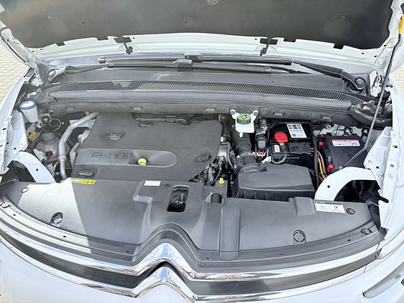 Citroen Grand C4 Picasso 5 of 11