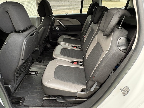 Citroen Grand C4 Picasso 9 of 11