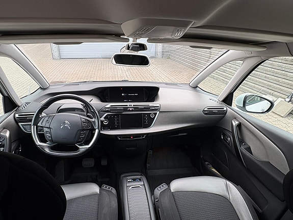Citroen Grand C4 Picasso 7 of 11