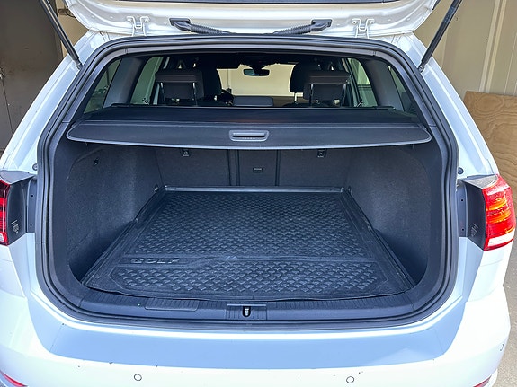 Volkswagen Golf VII 7 of 7