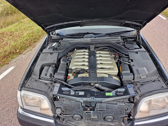 Mercedes-Benz S600 10 of 16