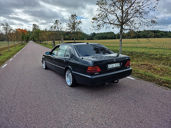 Mercedes-Benz S600 4 of 16