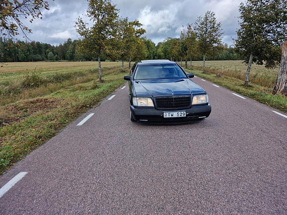 Mercedes-Benz S600 9 of 16