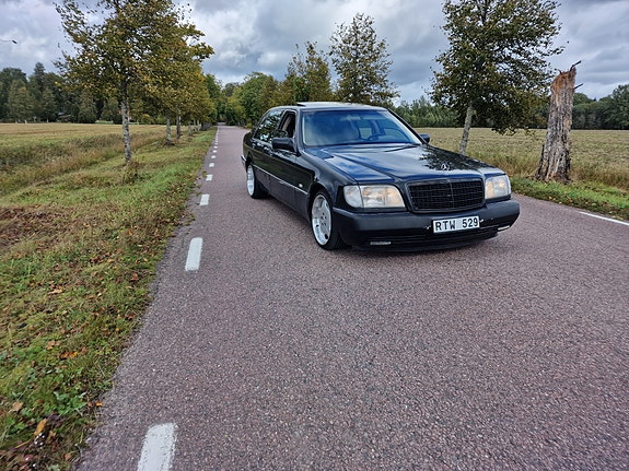 Mercedes-Benz S600 8 of 16