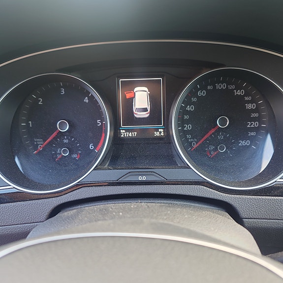 Volkswagen Passat 6 of 6