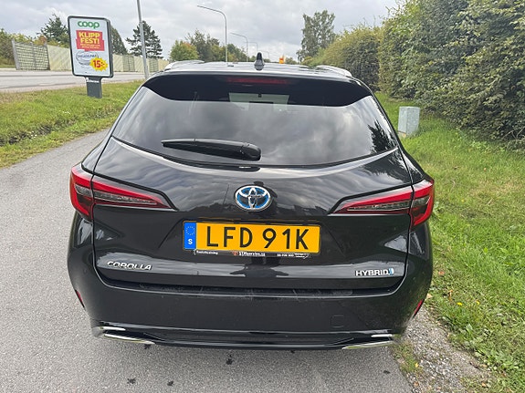 Toyota Corolla 4 of 11