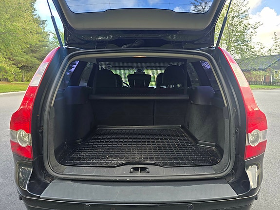Volvo V50 9 of 9