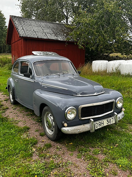 Volvo PV 2 of 5
