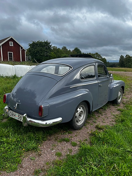 Volvo PV 3 of 5