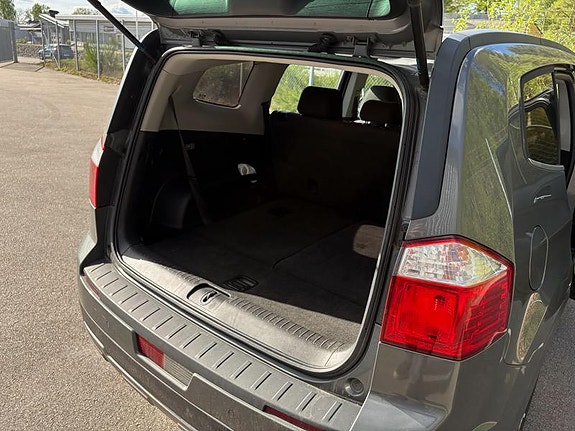 Chevrolet Orlando 8 of 12