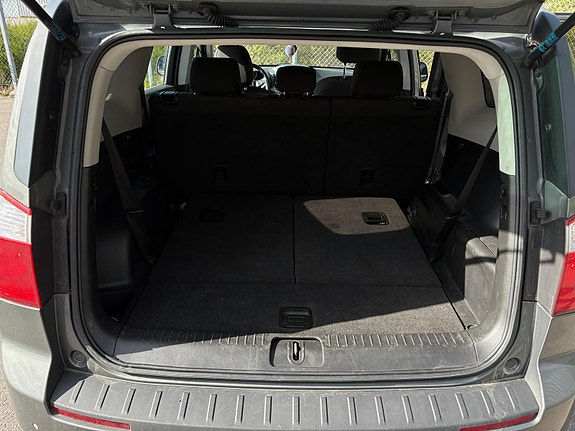 Chevrolet Orlando 9 of 12