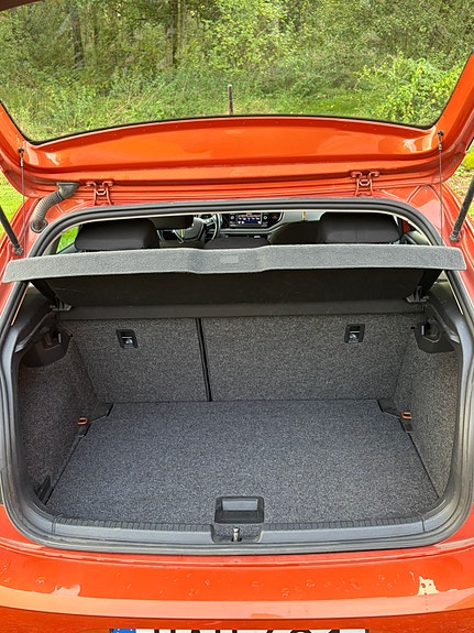 Volkswagen Polo 9 of 12