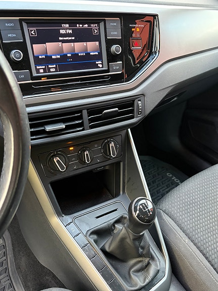 Volkswagen Polo 11 of 12