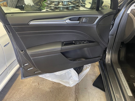 Ford Mondeo 11 of 21