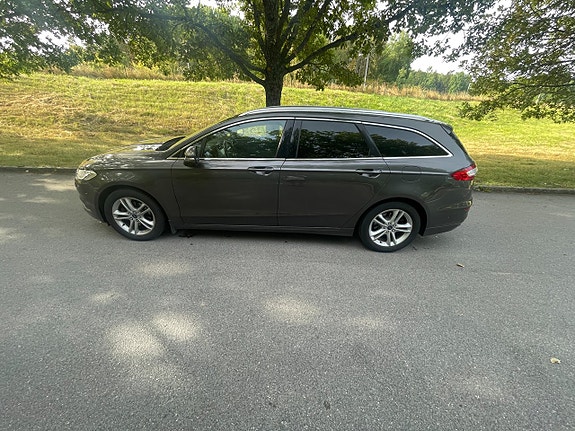 Ford Mondeo 8 of 21
