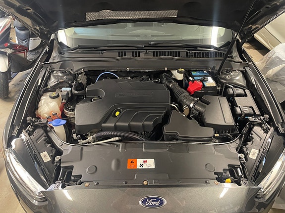 Ford Mondeo 9 of 21
