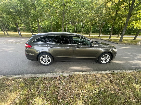 Ford Mondeo 4 of 21