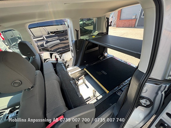 Volkswagen Caddy 10 of 19