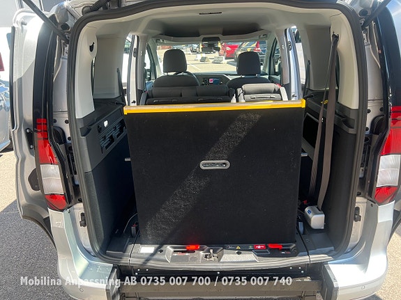 Volkswagen Caddy 13 of 19