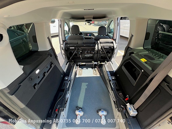Volkswagen Caddy 17 of 19
