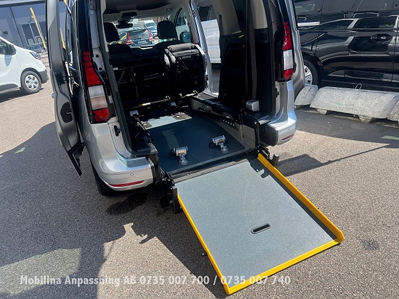 Volkswagen Caddy 16 of 19