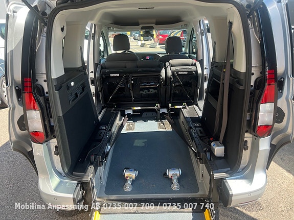 Volkswagen Caddy 14 of 19
