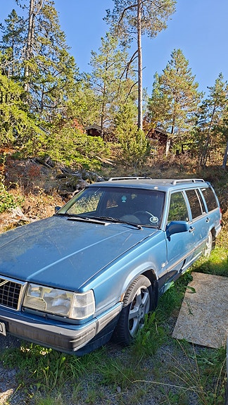 Volvo 940 2 of 3
