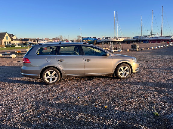 Volkswagen Passat 3 of 6