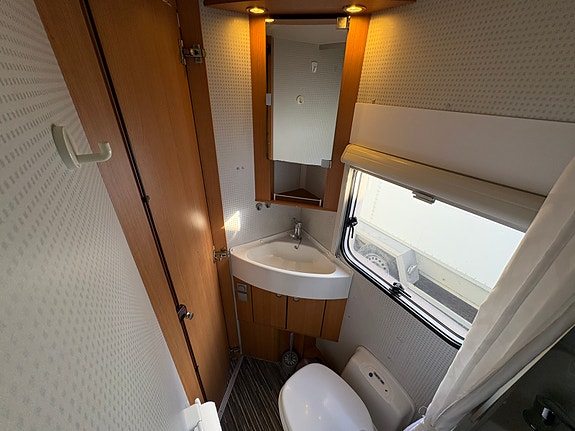 Knaus 650 TI Sun 6 of 12