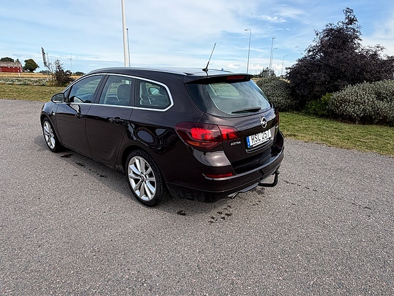 Opel Astra 4 of 16