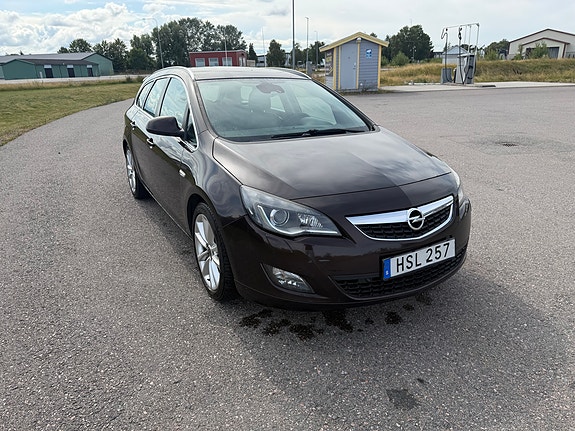 Opel Astra 8 of 16