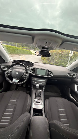 Peugeot 308 6 of 6