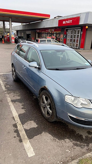 Volkswagen Passat 6 of 11