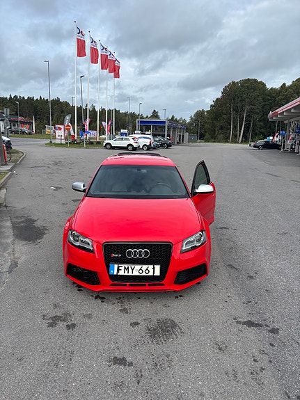 Audi RS3 2 of 9