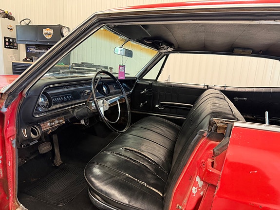Chevrolet Impala 5 of 13