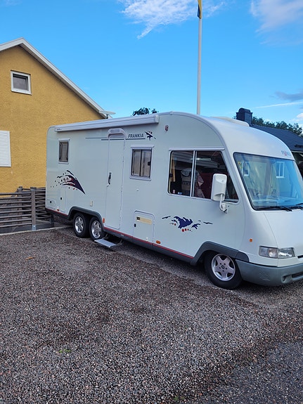 Frankia I700 fd 4 of 16