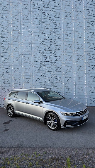 Volkswagen Passat 5 of 13