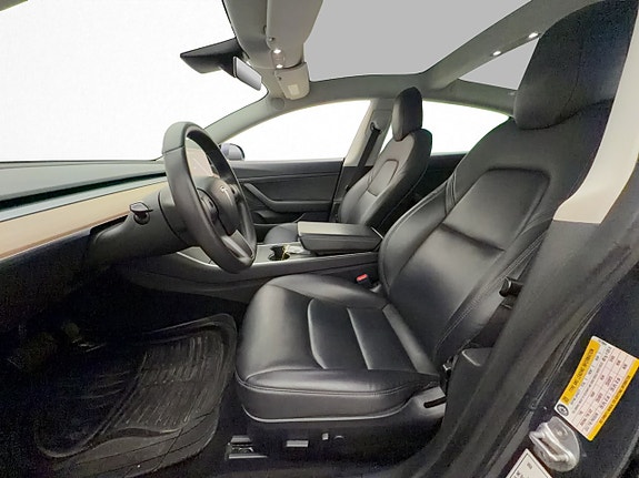 Tesla Model 3 10 of 27