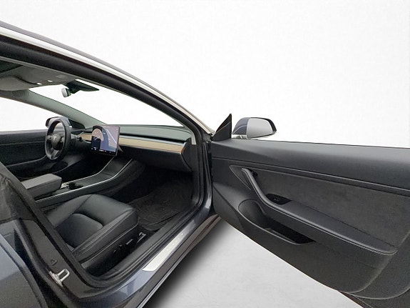 Tesla Model 3 14 of 27