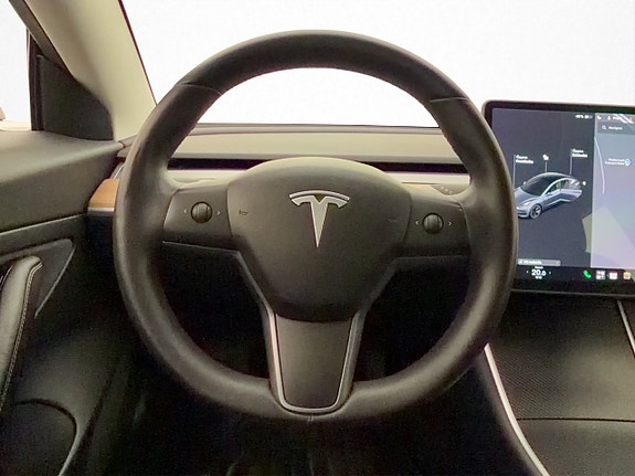 Tesla Model 3 12 of 27
