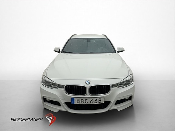 BMW 320i 2 of 26