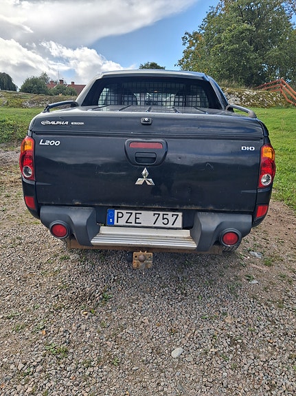 Mitsubishi L200 5 of 5