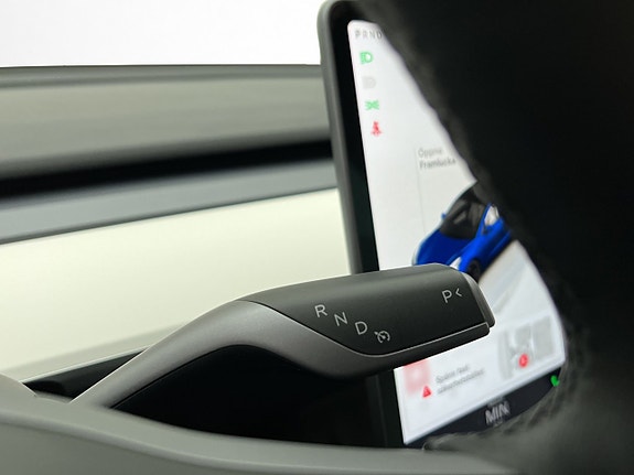 Tesla Model 3 27 of 29