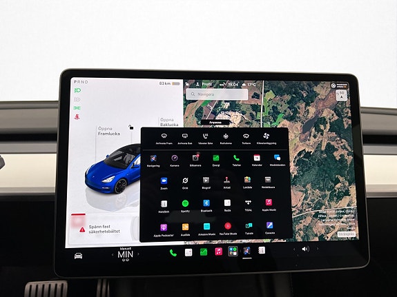 Tesla Model 3 21 of 29