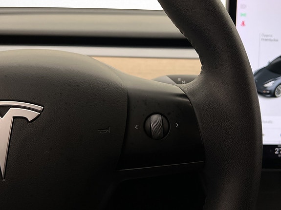 Tesla Model 3 19 of 30