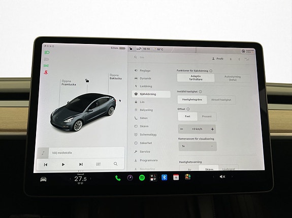 Tesla Model 3 25 of 30