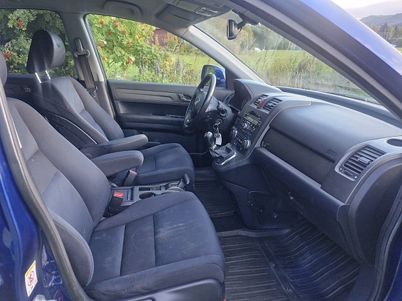Honda CR-V 5 of 6